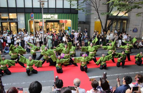 ステージパフォーマンスのイメージ
